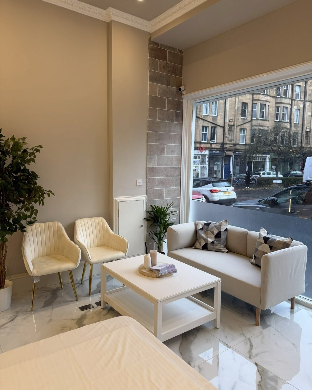 Spa treatment lounge